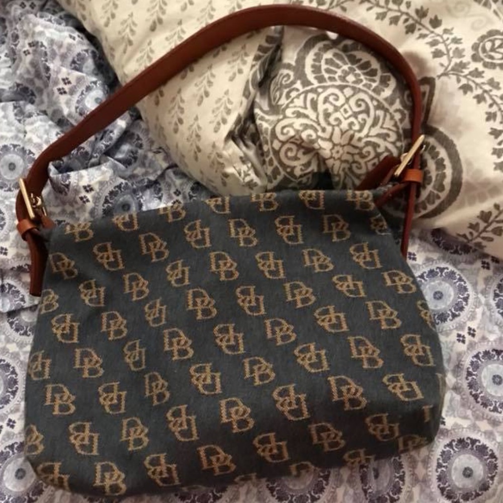 Dooney and bourke